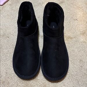 Arizona Jean Company Black Ankle Boots